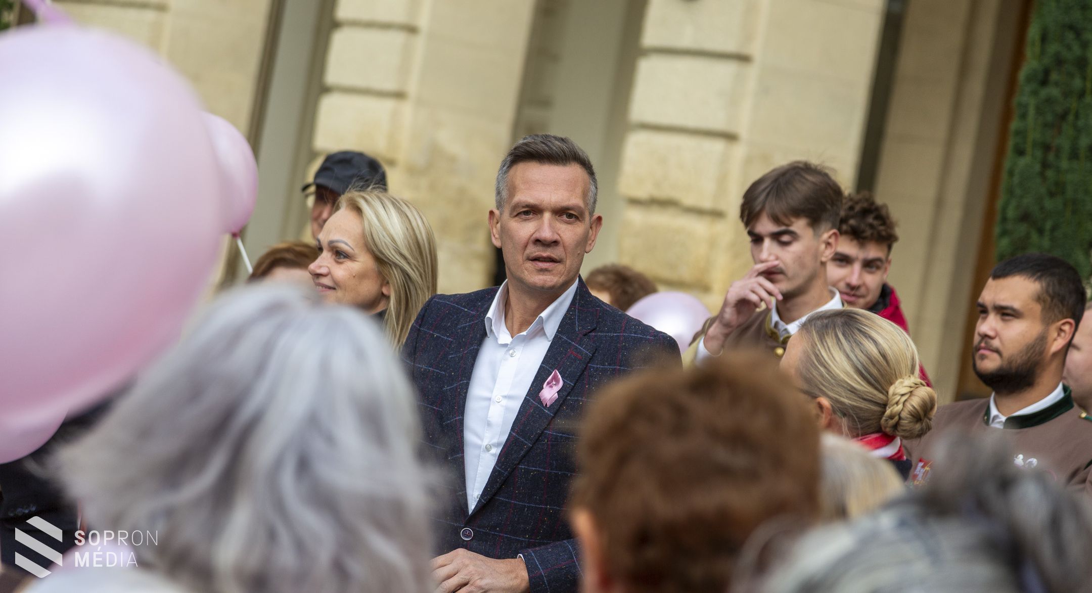 Pink Séta a mellrák elleni küzdelem jegyében