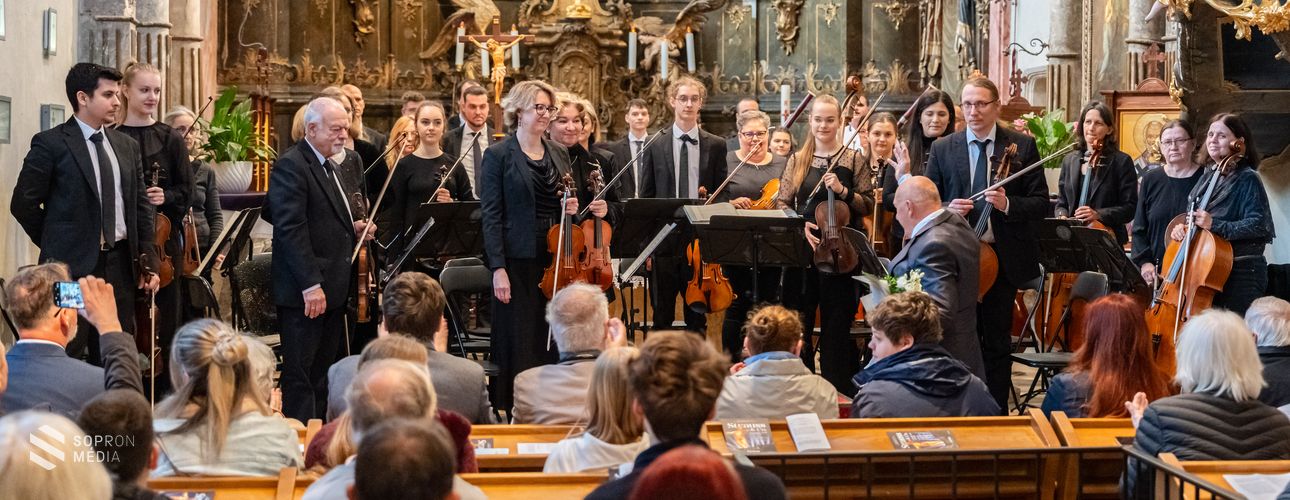 Nagyszombati matiné:  húsvéti koncert a Soproni Liszt Ferenc Szimfonikus Zenekarral