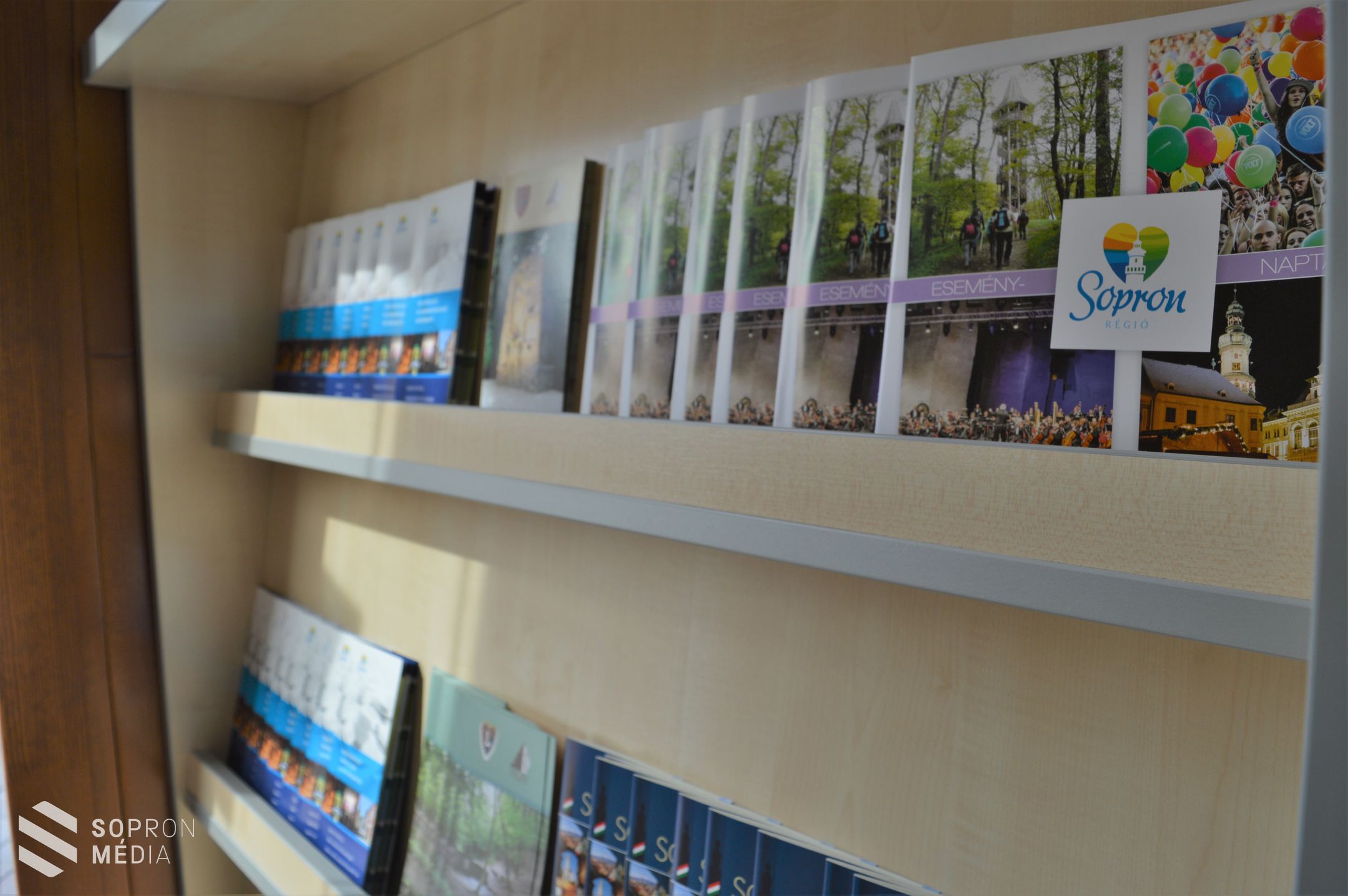 Új tourinform pont nyílt a Várkerületen 