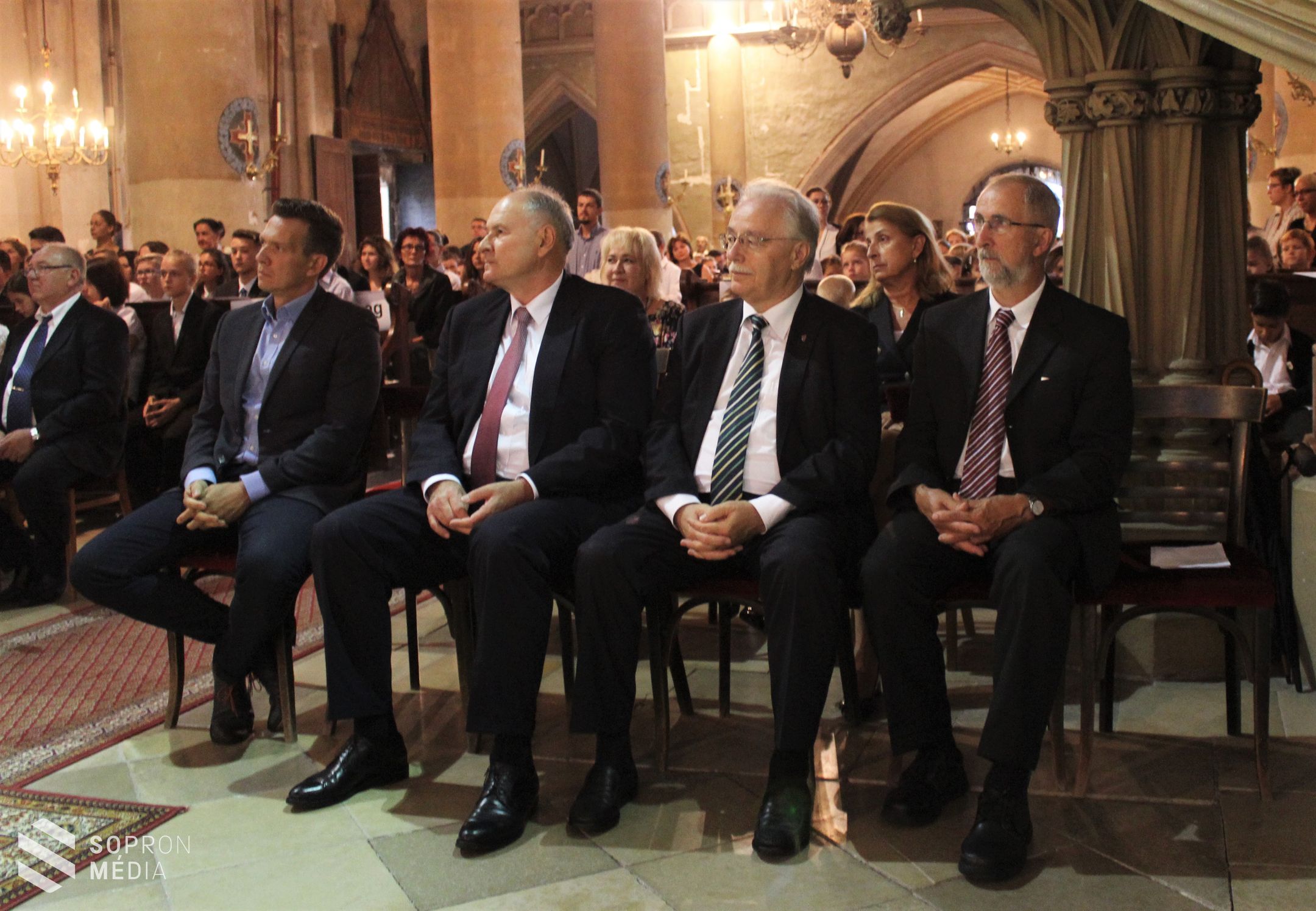 Tanévnyitó a Szent Mihály templomban