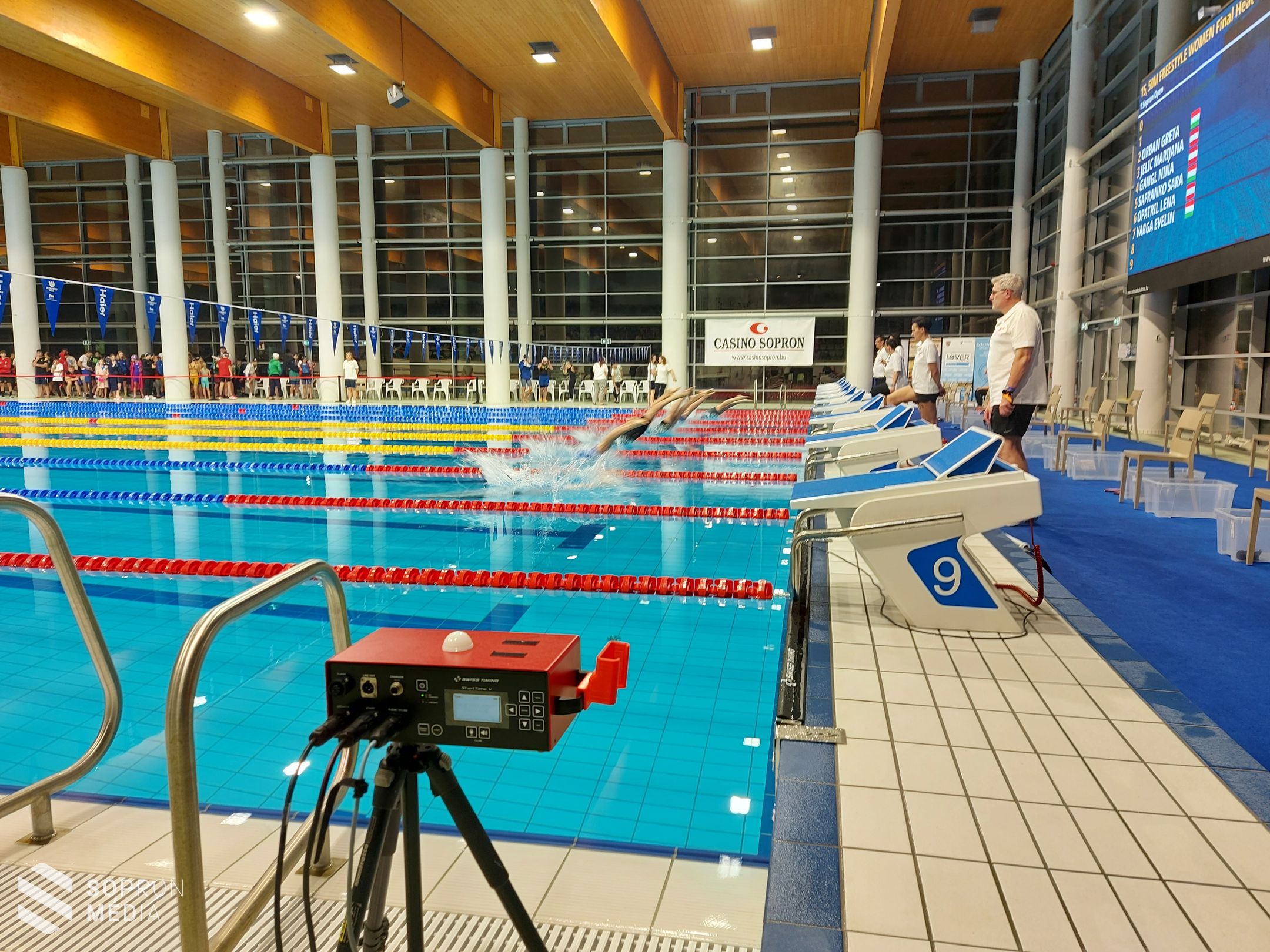 Több mint 400 úszó érkezett a Sopron Openre