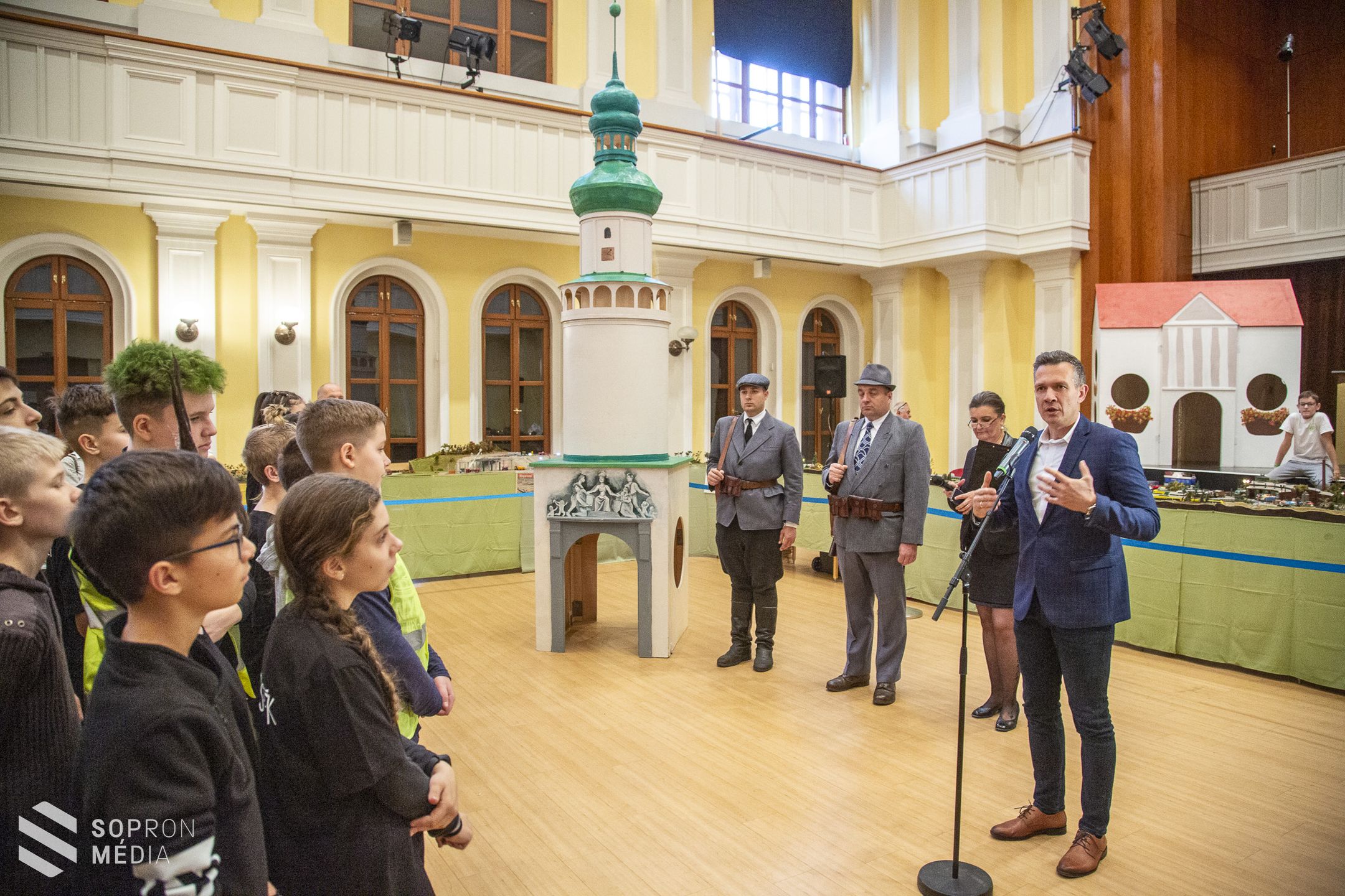 Elindultak a mozdonyok a XIII. Soproni Vasútmodell Kiállításon