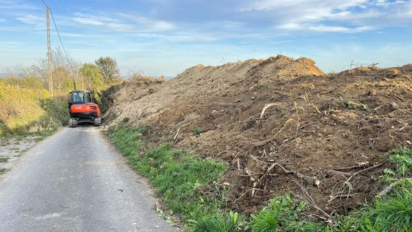 Garabonc rézsűzés, tustóirtás kép