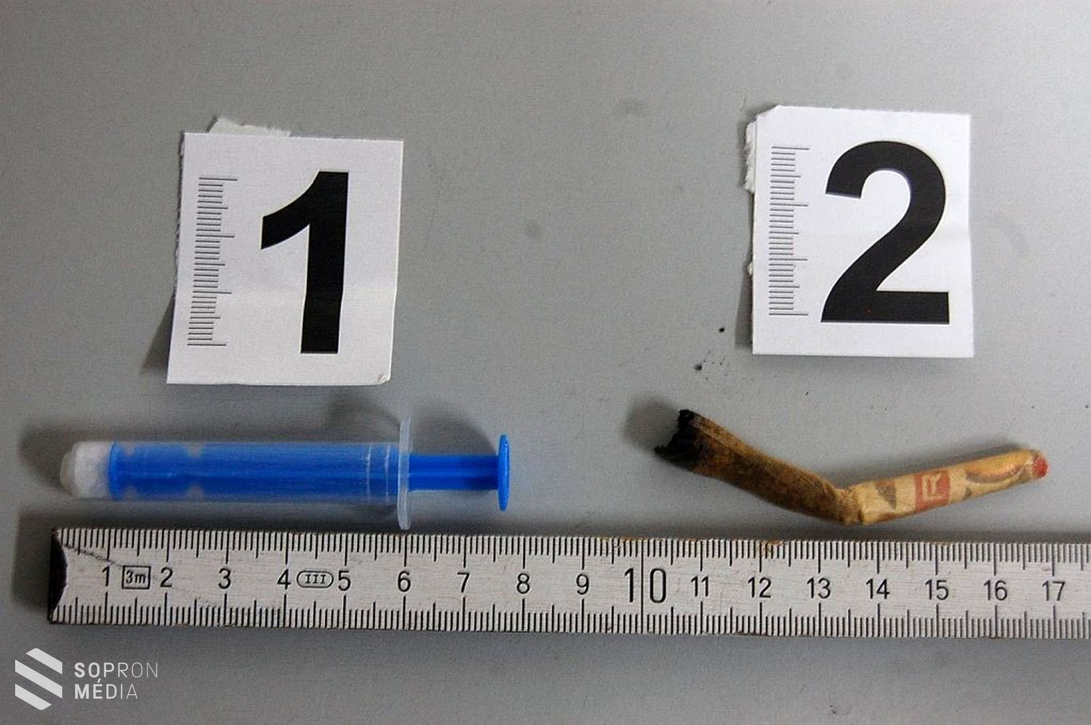 Kábítószergyanús anyagot találtak a rendőrök Csornán