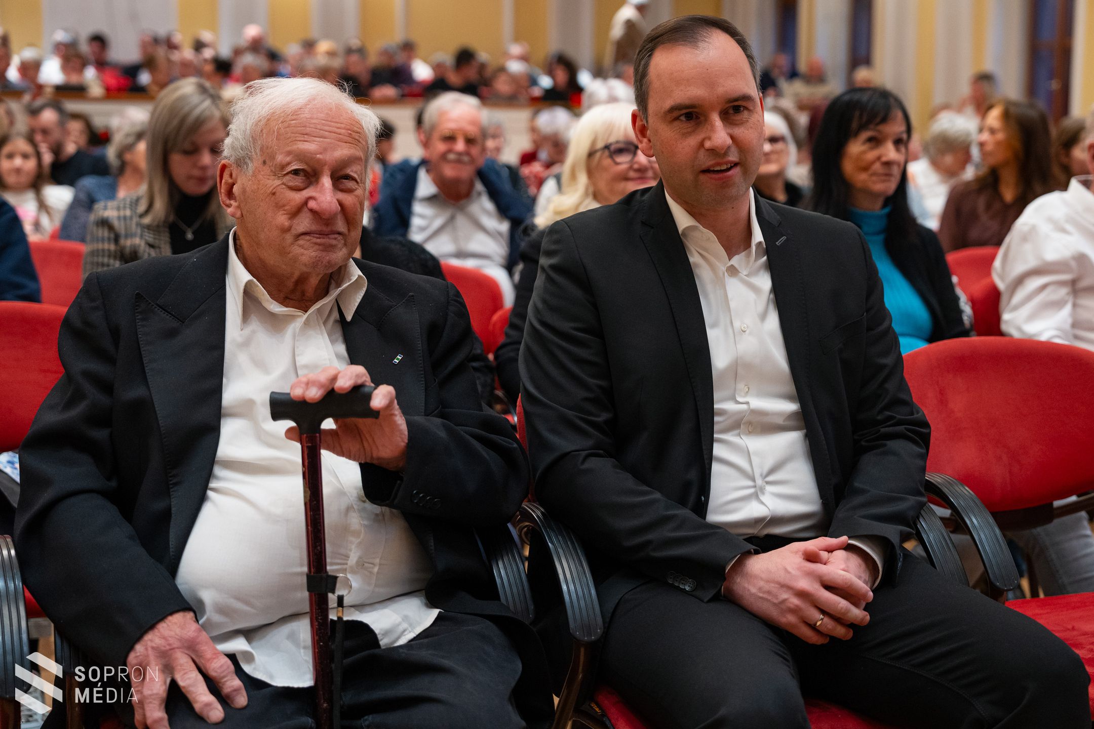 Szólistaparádéval készült adventi koncertjére a Juventus Fúvószenekar