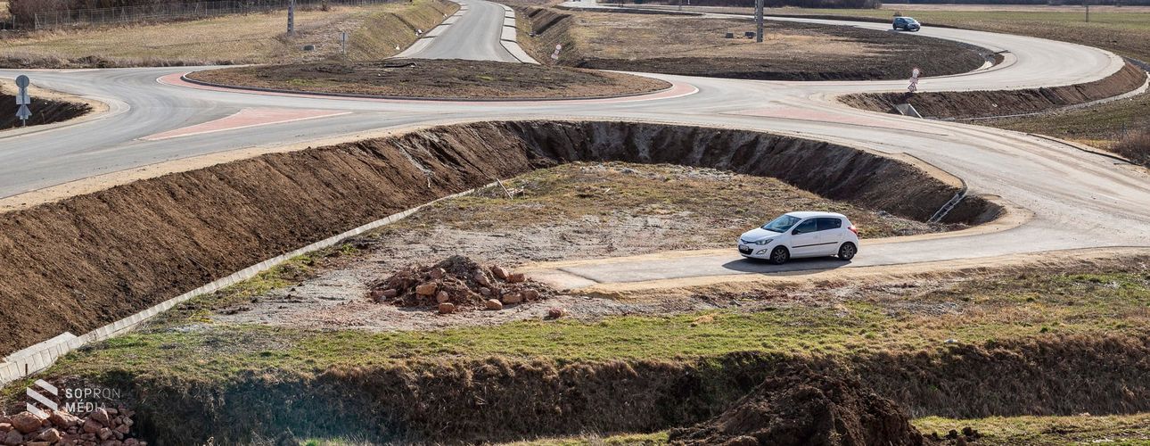 M85: jó ütemben halad az északnyugati elkerülő építése
