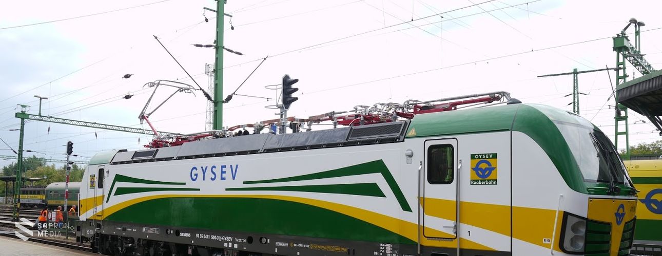 Megérkezett az első két Siemens Vectron a GYSEV flottájába