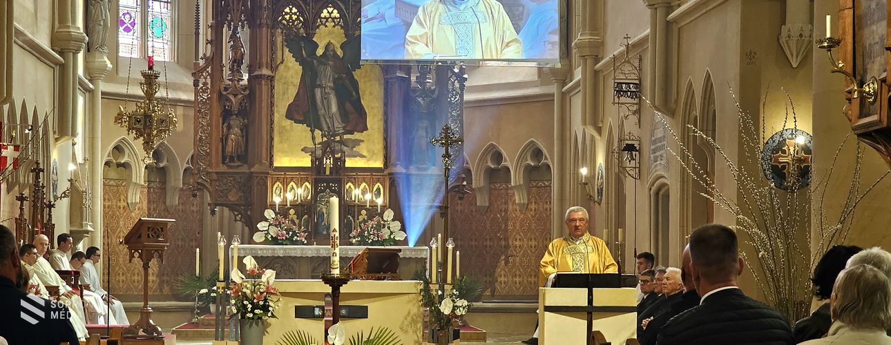 Dr. Veres András megyéspüspök celebrálta a húsvéthétfői szentmisét