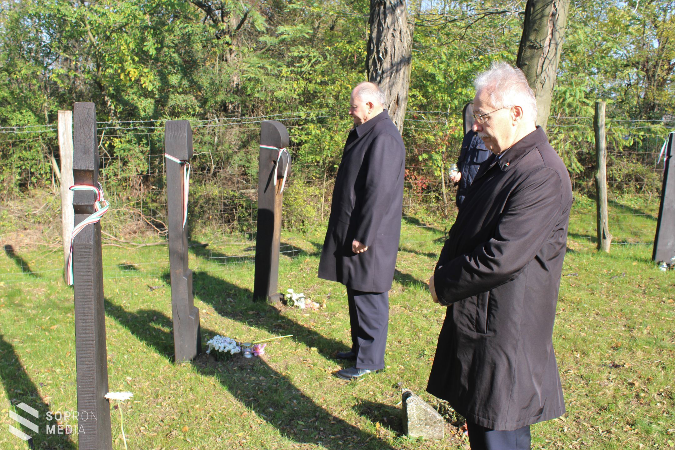 A Nemzeti Gyásznapon a mártírokra emlékeztek a rabtemetőben