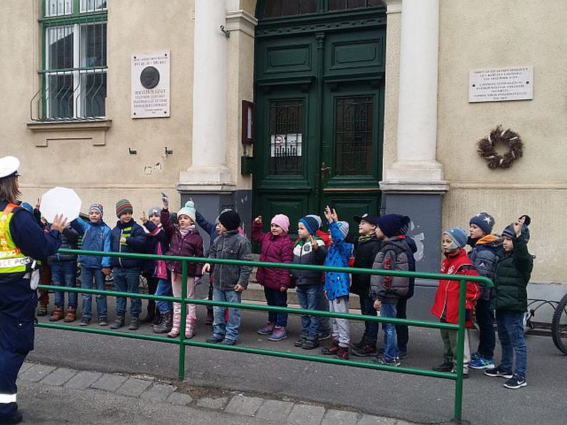 Baleset-megelőzés a soproni kisiskolásoknak