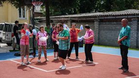 Átadták az akadálymentesített sportpályát a Soproni Szociális Intézményben