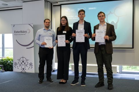 IX.Estöri fináléja