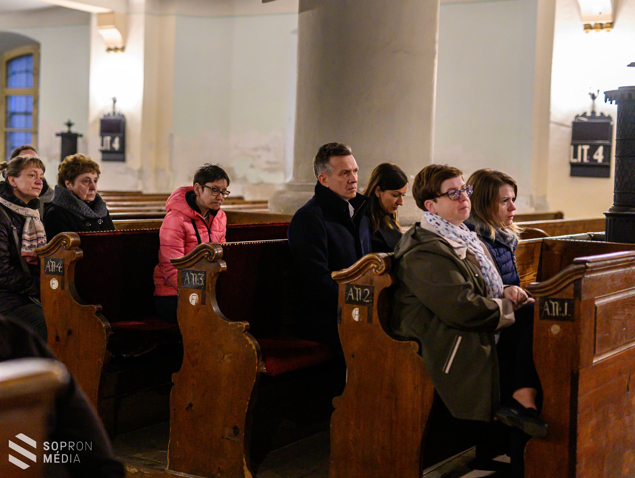 Passiójáték "Más-ként"!