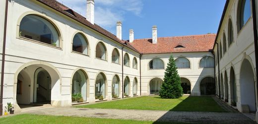 Fertőd-Muzsikaház - J.Haydn Emlékszoba