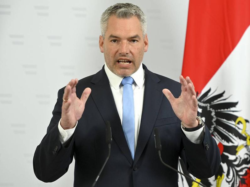 Karl Nehammer lesz az új kancellár Ausztriában