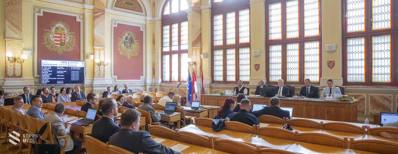 Közgyűlés – támogatások és módosítások