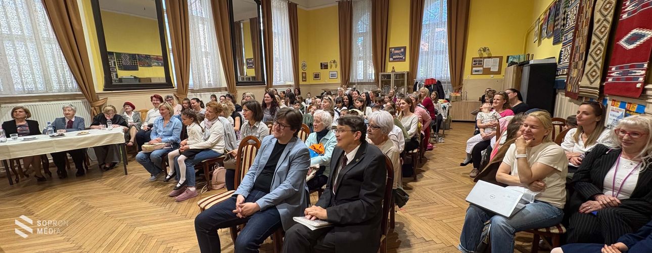 Ismét versmondó versenyt szerveztek Sarkady Sándor emlékére