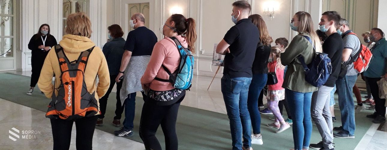 Csúcsra jár az Esterházy-kastély látogatottsága
