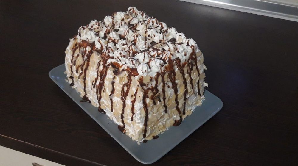 Mascarpone krémes torta folyékony csokis karamellával