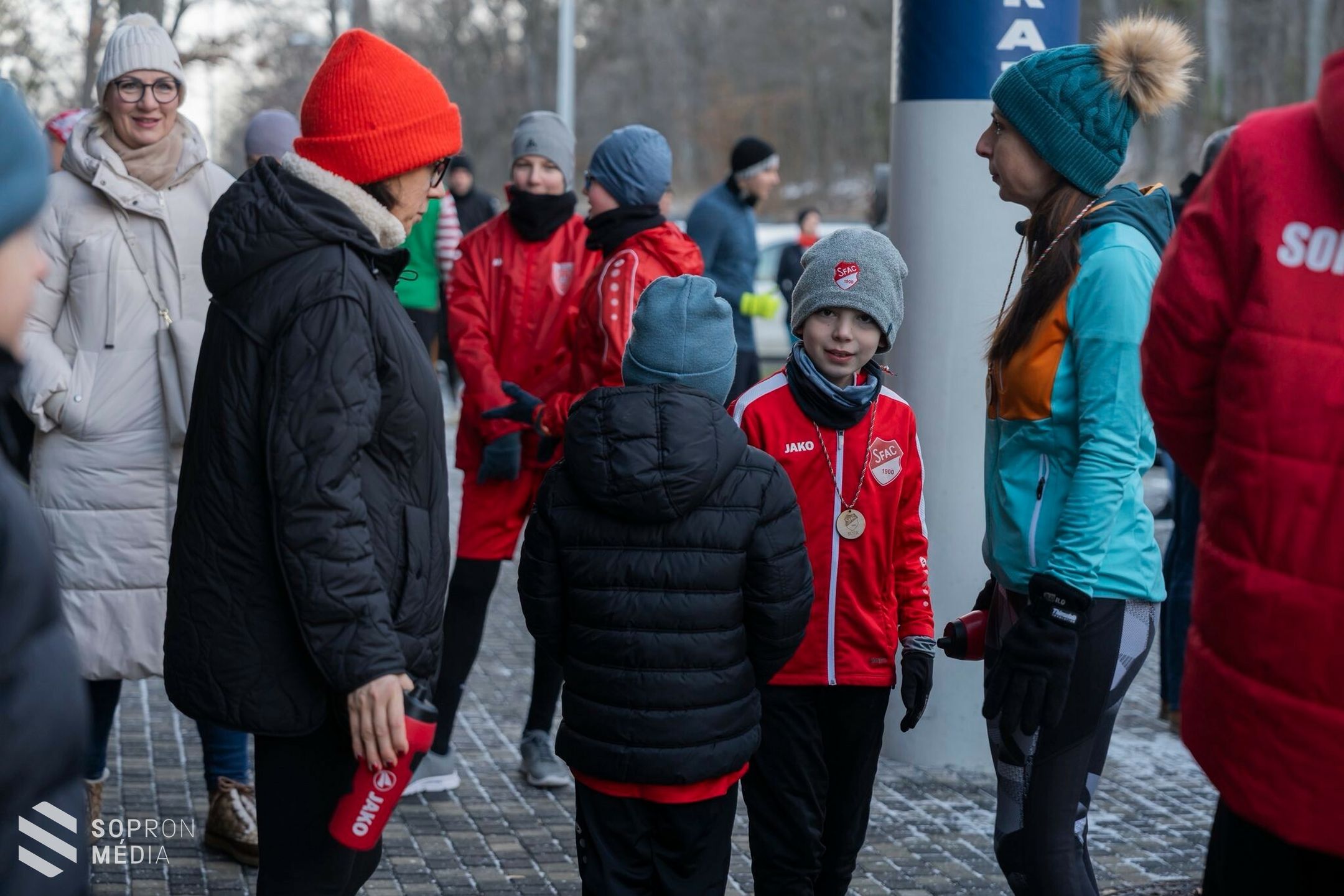 Közös futással köszöntek el az óévtől Sopronban