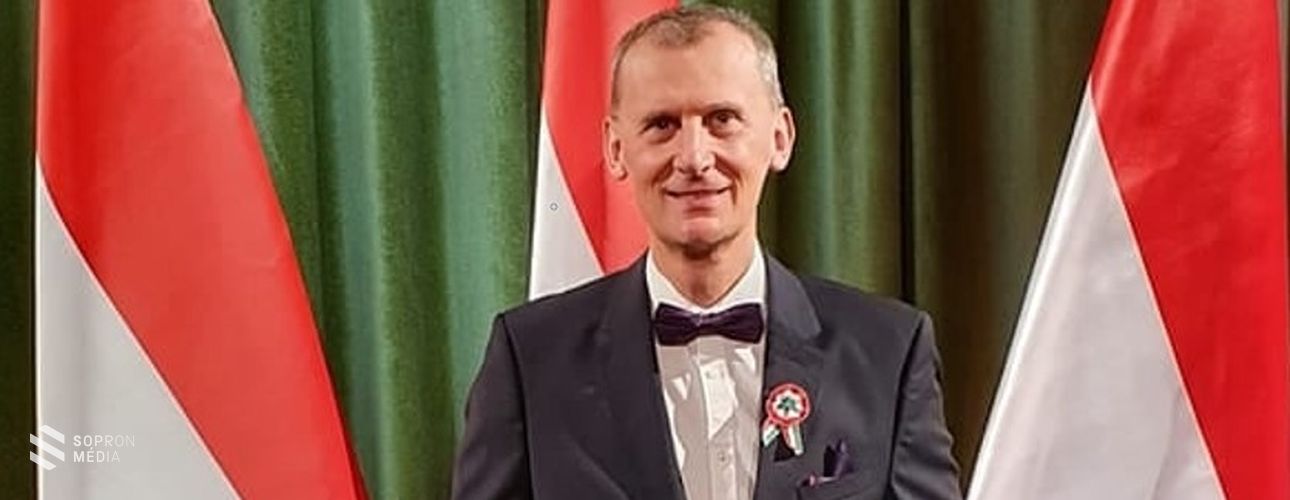 Állami kitüntetésben részesült Török Zoltán