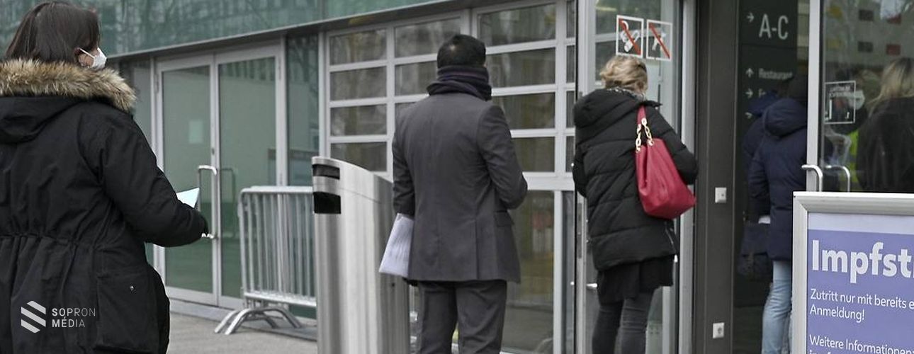 Bécs szigorított a járványügyi szabályokon
