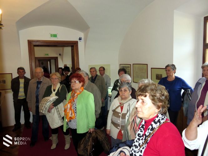 Nagycenkre látogatott a Jereván lakótelep nyugdíjasklubja 