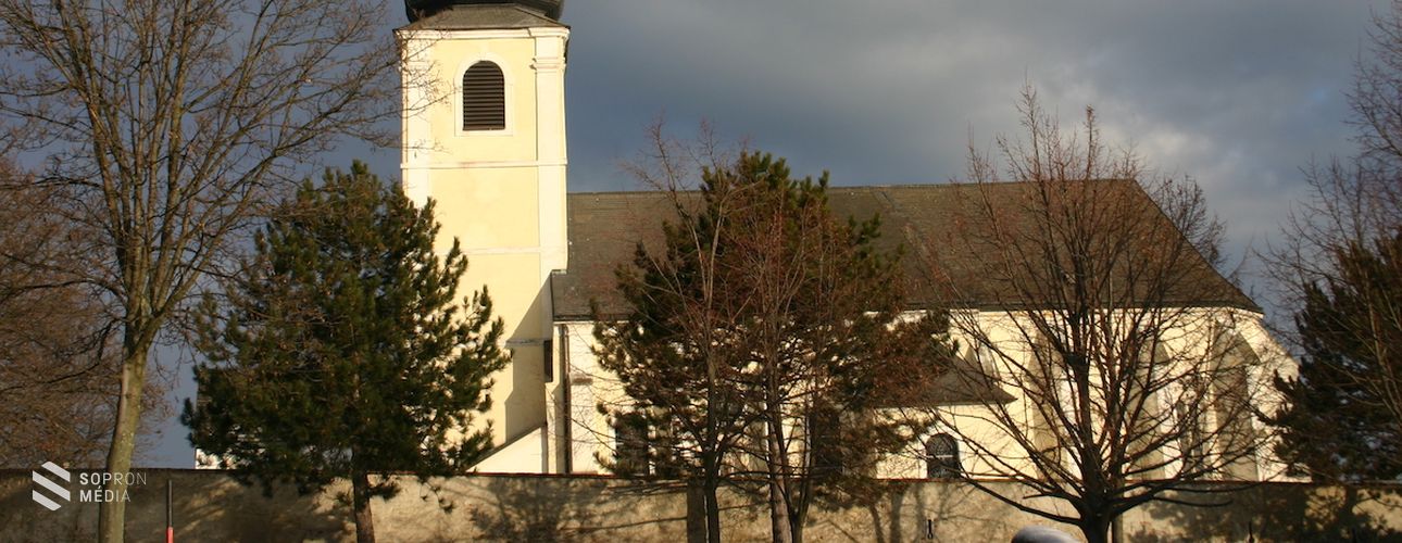 A lóki kegytemplom, ahol Liszt Ferencet is keresztelték