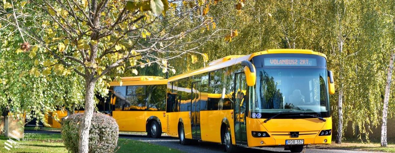 Készpénzmentessé válik a jegyvásárlás a Volánbusz valamennyi járatán