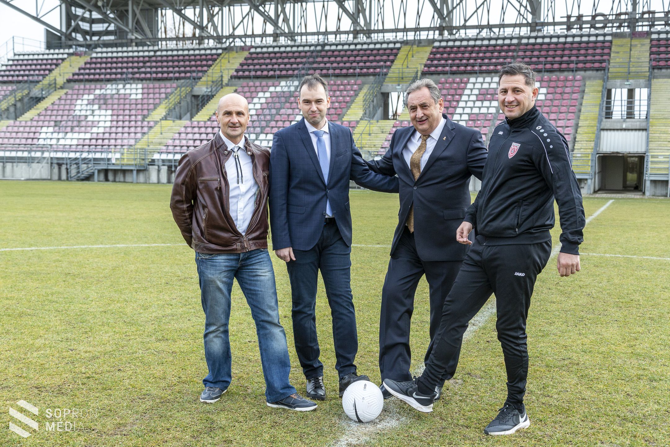 Gálamérkőzés a népszavazás tiszteletére 