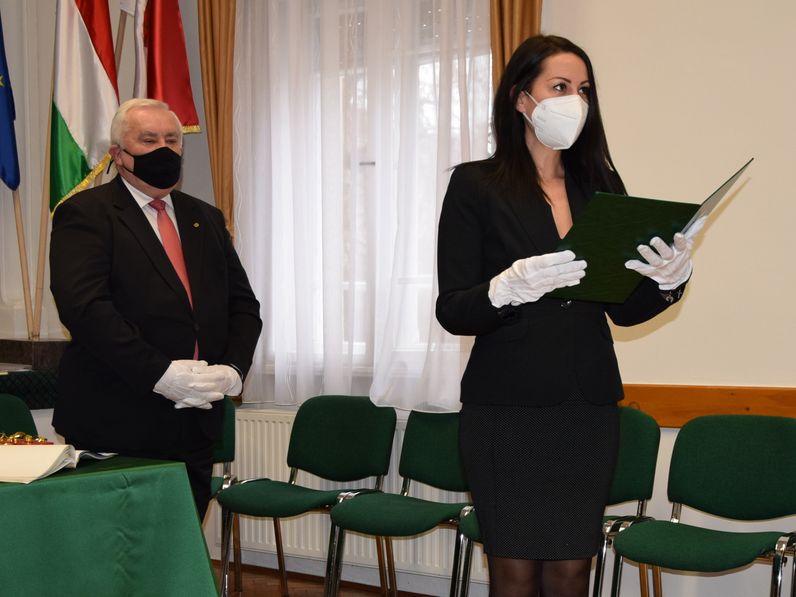 Mesterleveleket adtak át a soproni kamarában