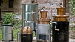 Újra adómentes a pálinkafőzés