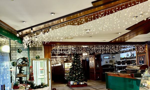 Szeretettel várjuk Önöket céges karácsonyi vacsorára vagy évzáró rendezvényre!