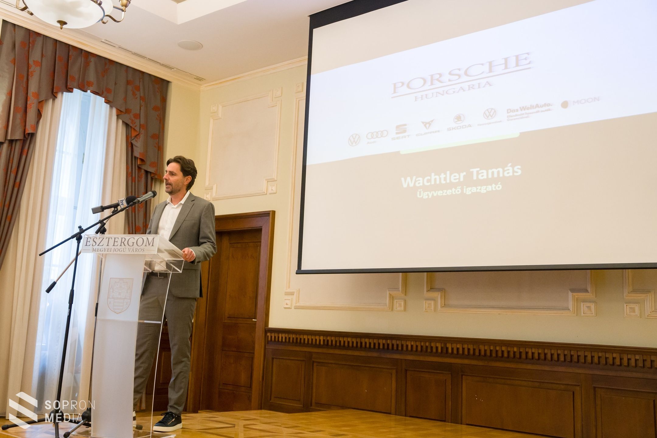 Az év polgármesterének választották dr. Farkas Cipriánt