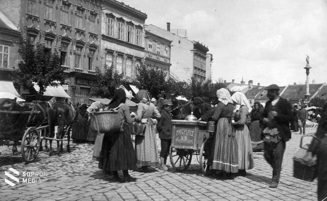 Várkerület, piac. 1915.
