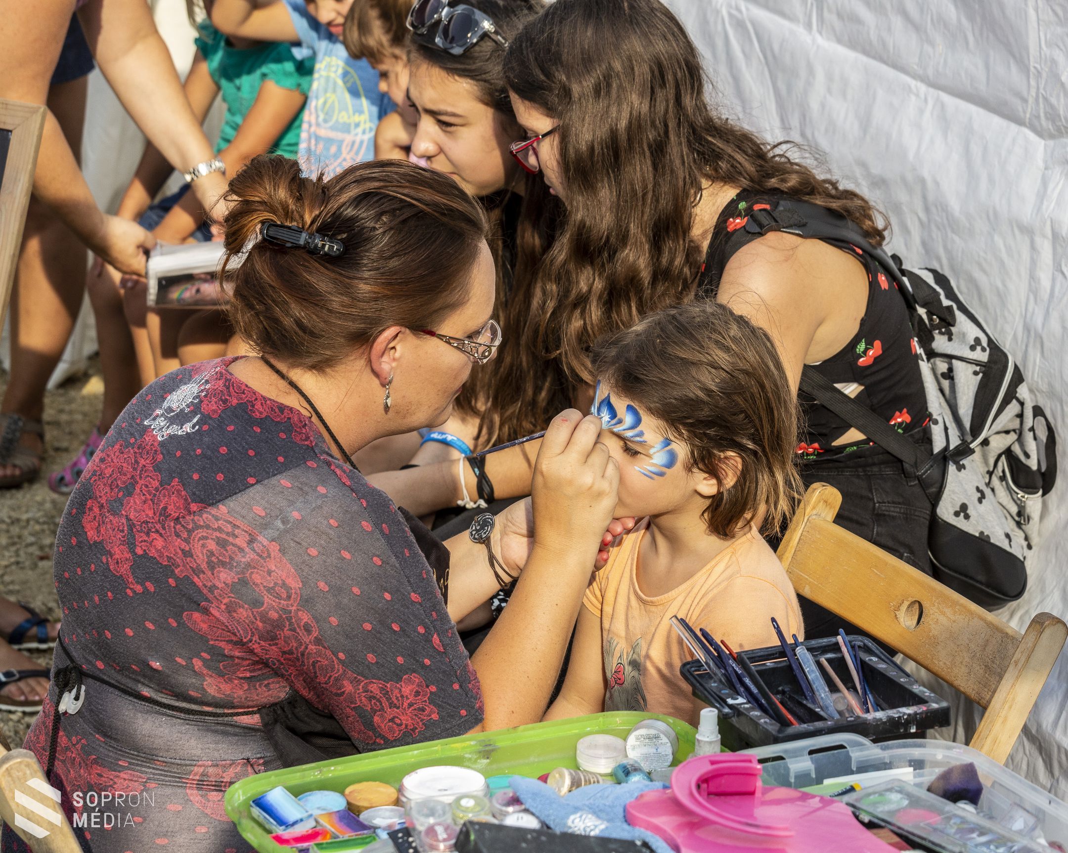 Színes kavalkáddal búcsúztatták a nyarat a Lőverekben