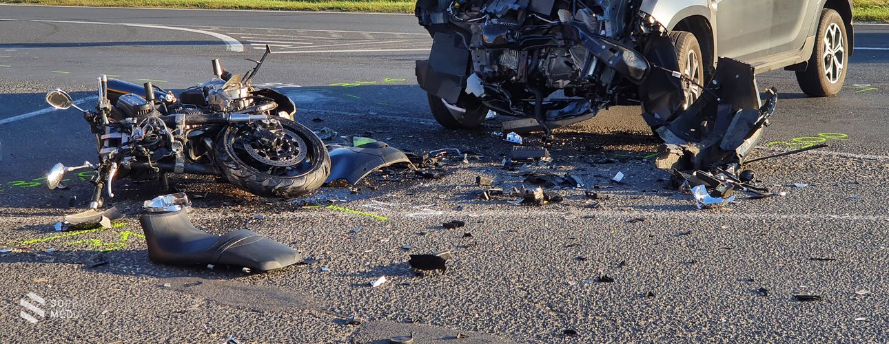 Elhunyt egy motoros a Fertőszentmiklósnál történt közlekedési balesetben
