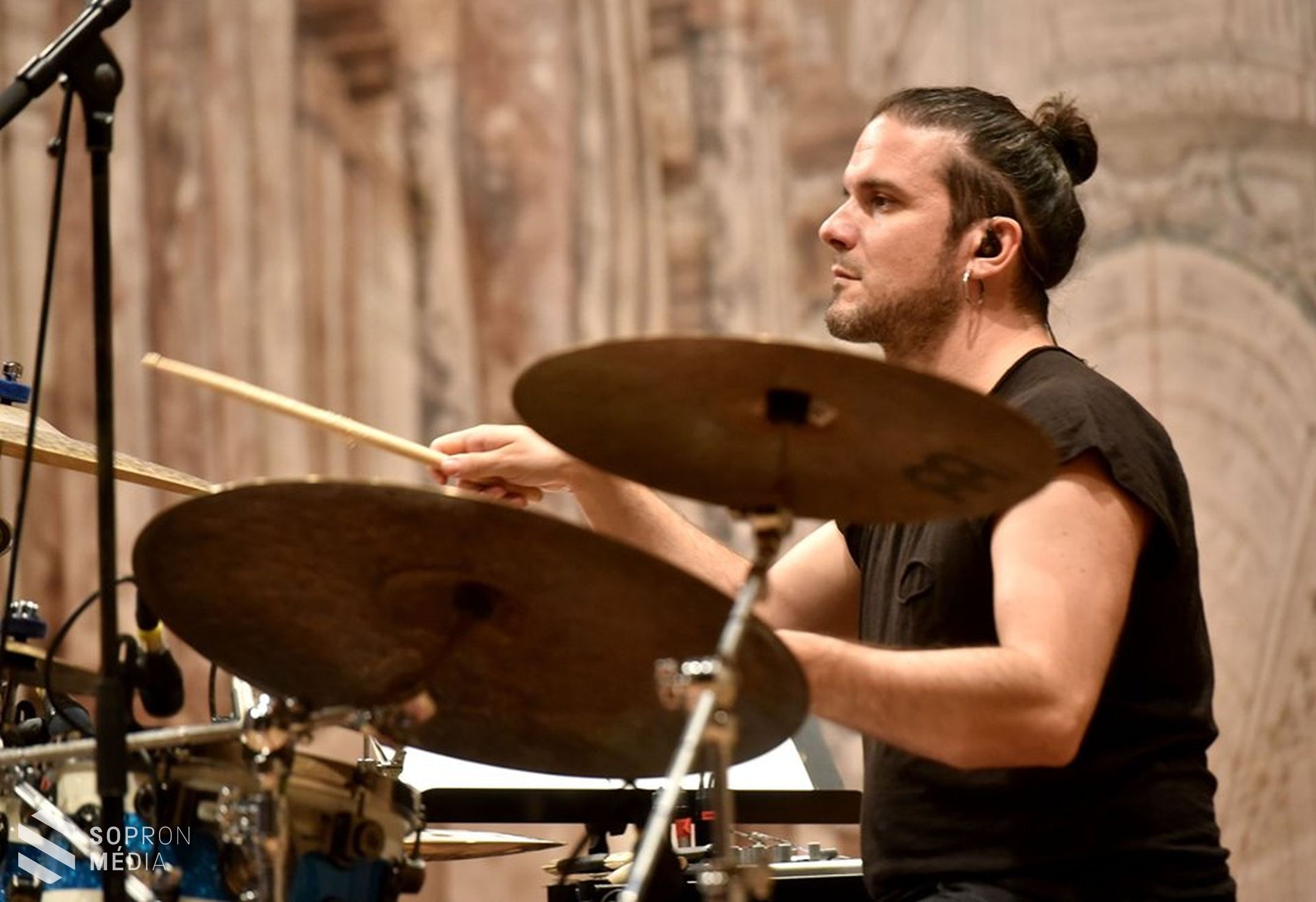 Tompos Kátya és Hrutka Róbert elvarázsolta az Esterházy-kastély közönségét