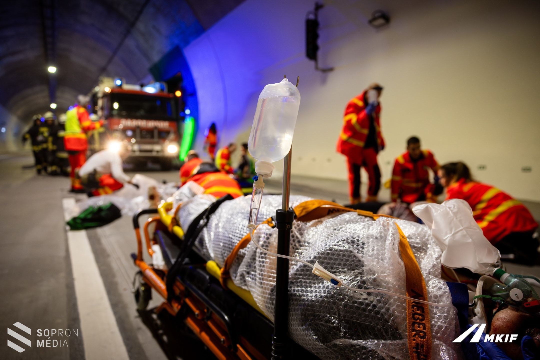 Zajlik a próbaüzem az M85-ös autóút alagútjában!