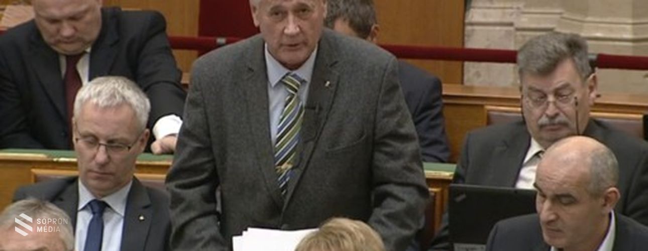 Hogyan segíti a Kormány a nyugdíjasokat? - Firtl Mátyás interpellációja