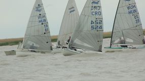 A Szövetség elvárásaival összhangban épül a Vízisport központ