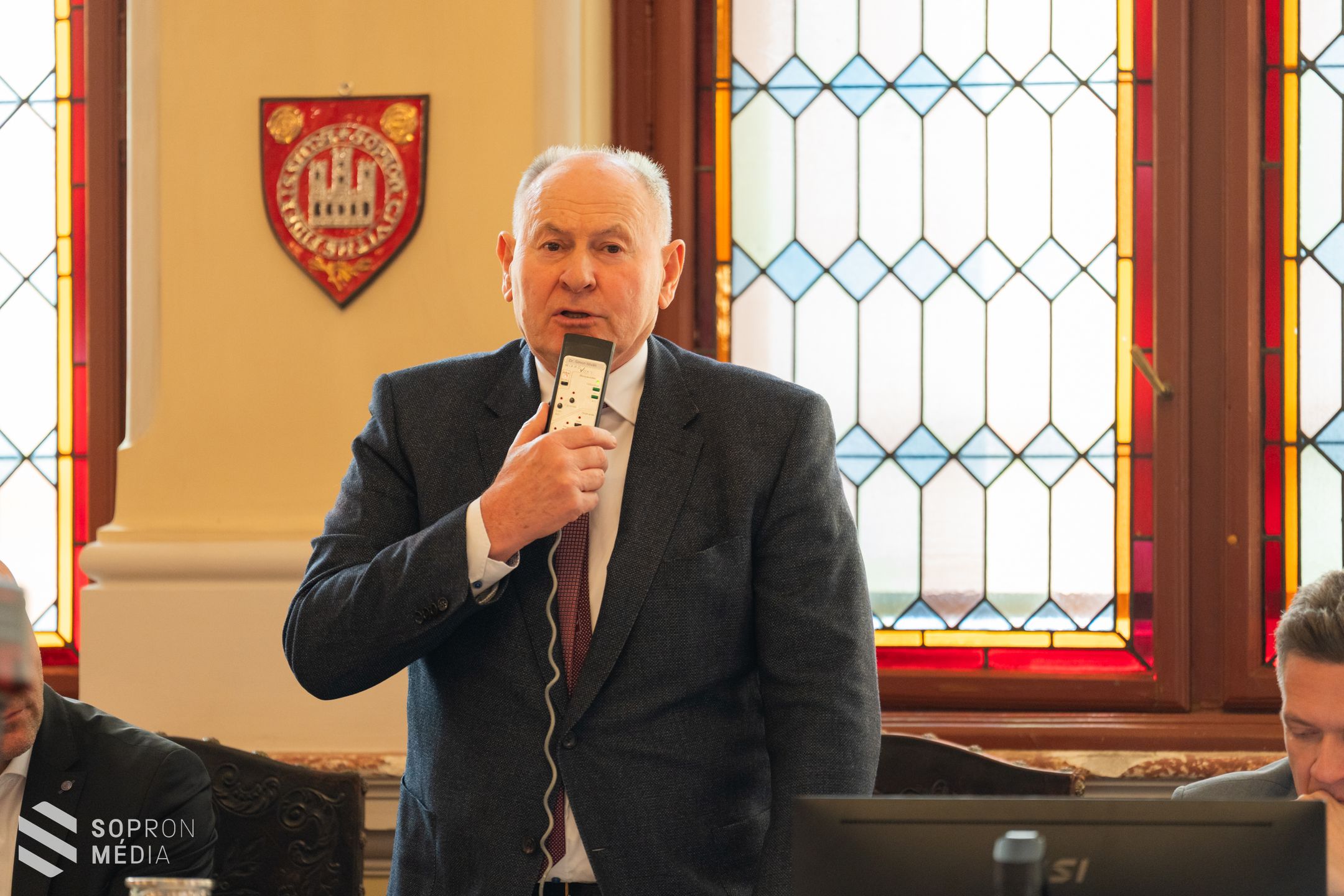 Kitüntetésekről és igazgatói pályázatok kiírásáról is döntött a közgyűlés