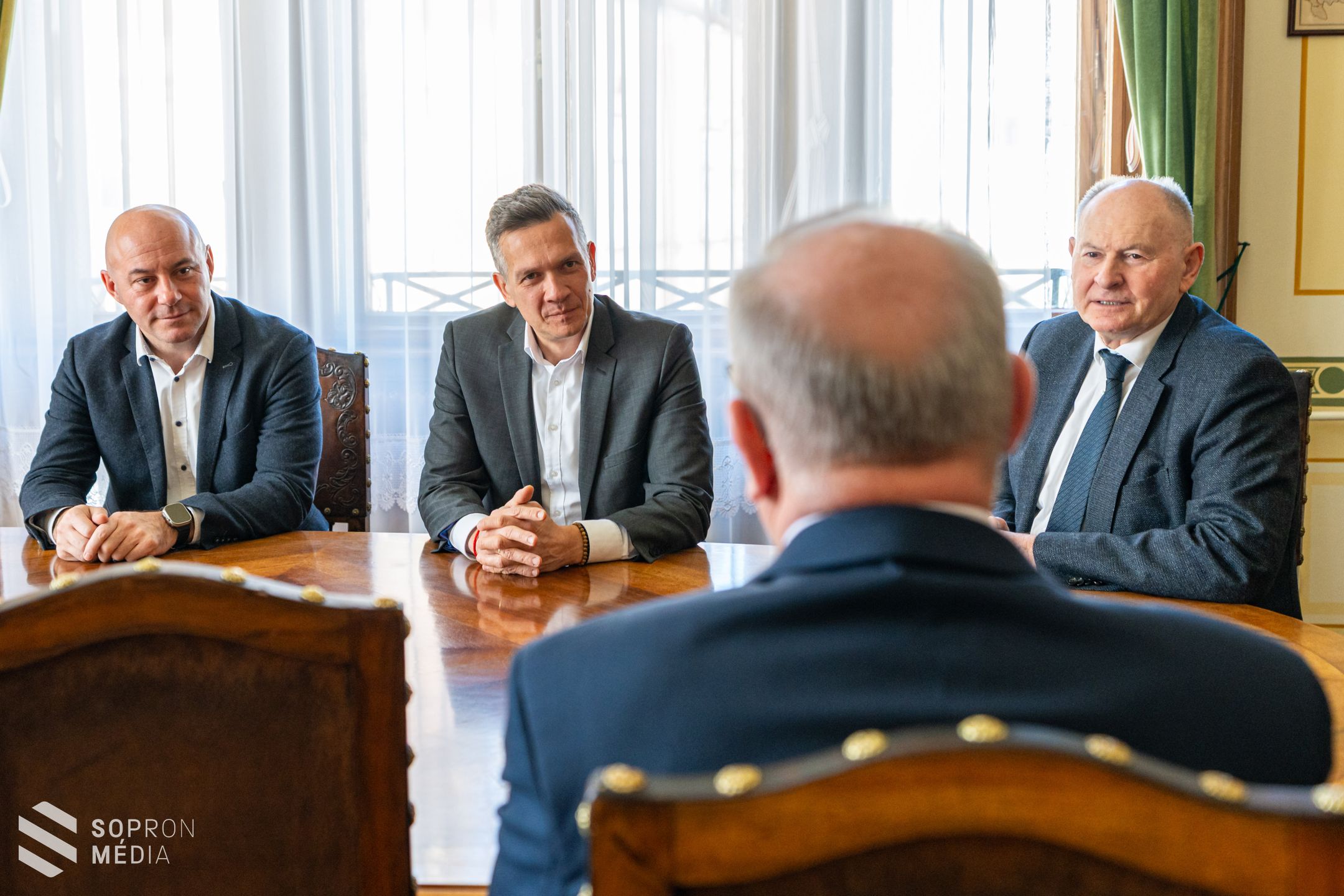 40 éves közalkalmazotti jubileuma alkalmából köszöntötték Horváth Csabát