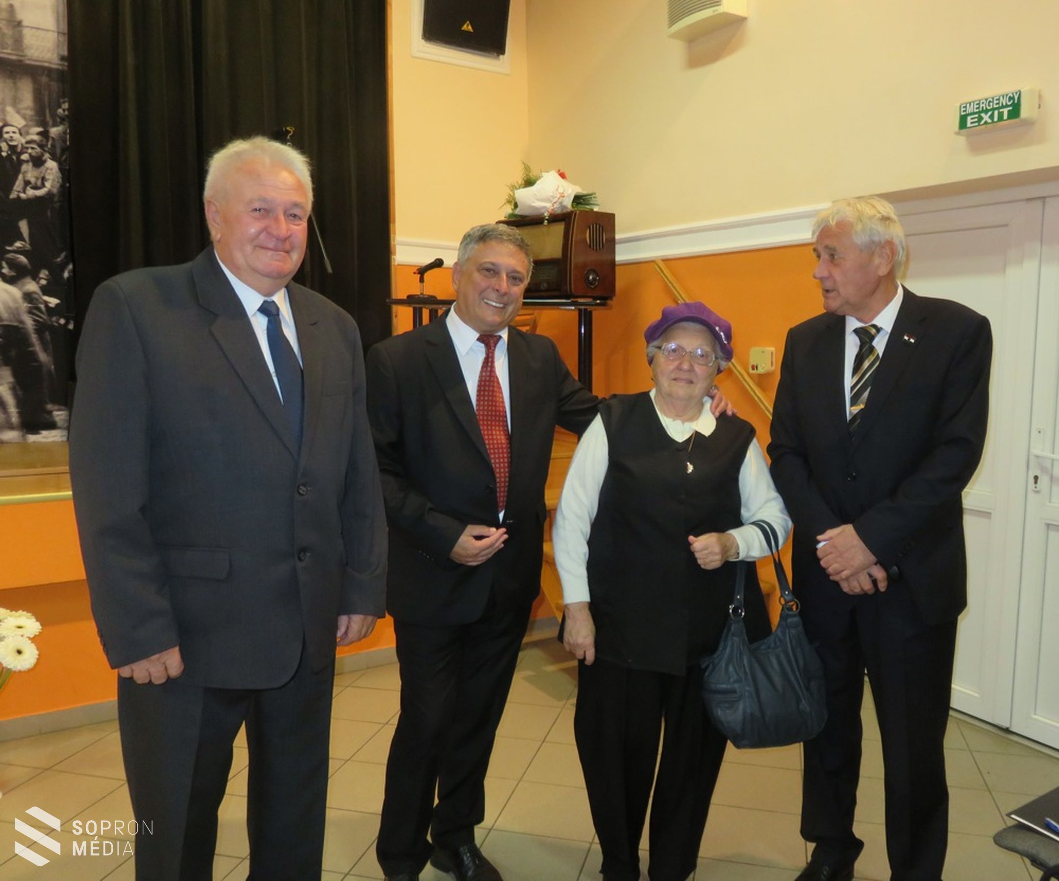Igen, ilyen nagy dolog a Szabadság! - '56-os ünnepség Fertőszentmiklóson
