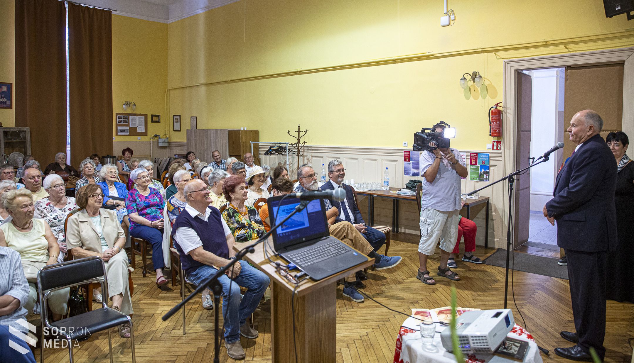 Ünnepélyes évindítót tartott a Pedagógusok Soproni Művelődési Háza