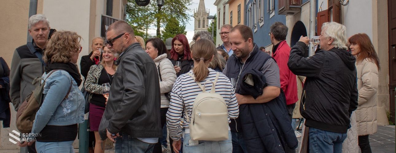 „Hey, Poncichter” – újra egy boros délután a poncichter negyedben!