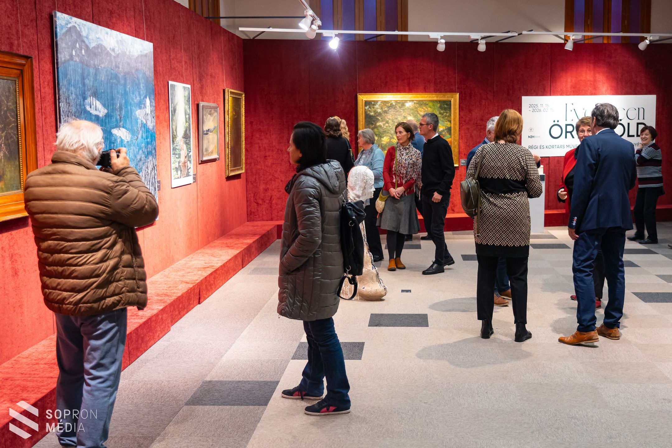 ÖRÖKZÖLD címmel nyílt kiállítás a Liszt Központ Munkácsy-termében