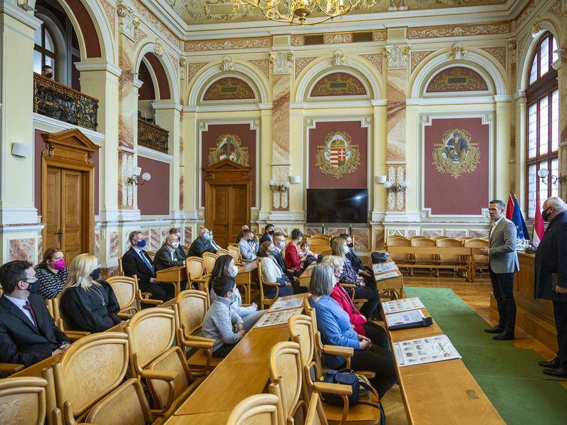 Advent alkalmából 10 szervezetet támogat a Lions Club Sopron