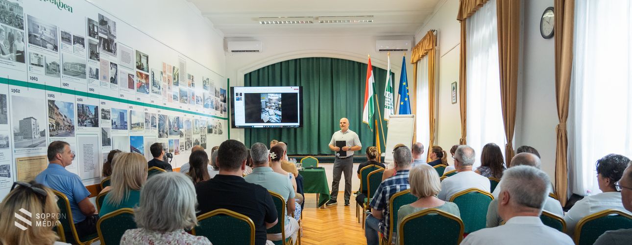 Új csomagolási előírásokra készítették fel a vállalkozásokat Sopronban