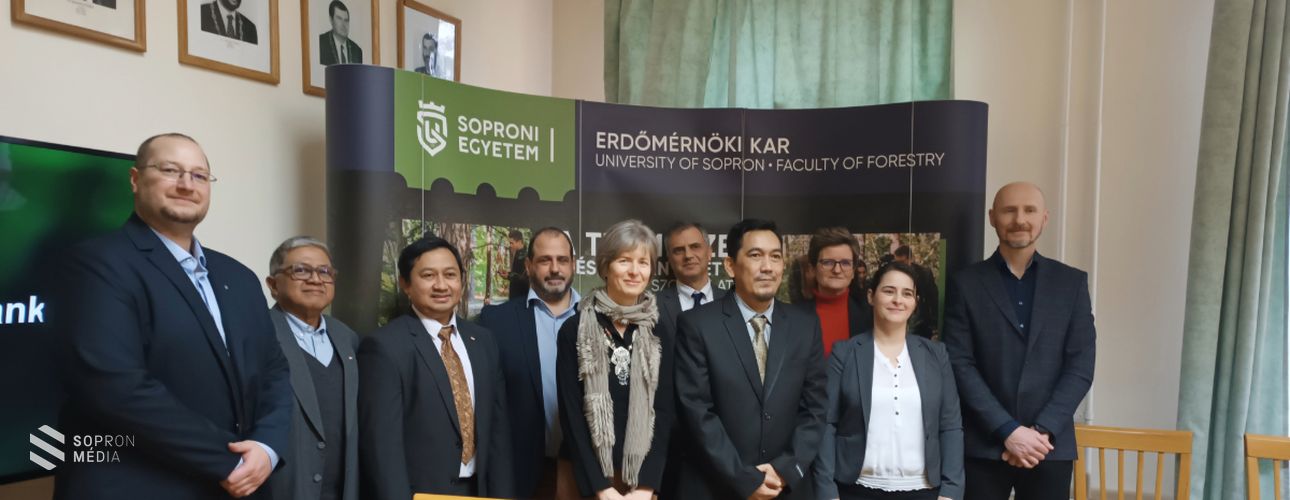 Több ezer kilométer a doktoriért